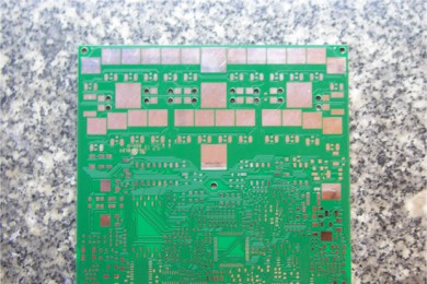 PCB线路板10